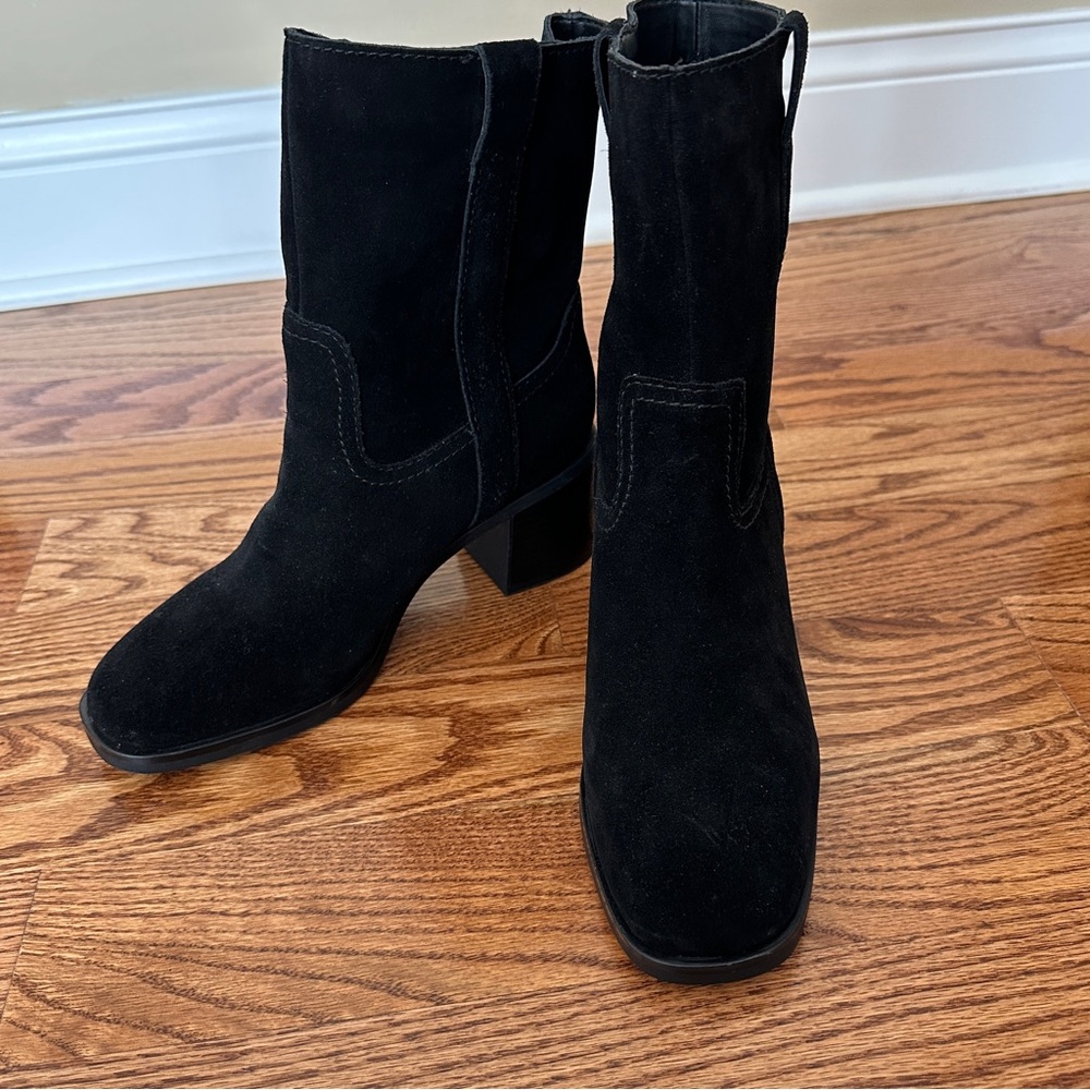 NEW Steve Madden Romney Black Suede Women's Boots Sz 9